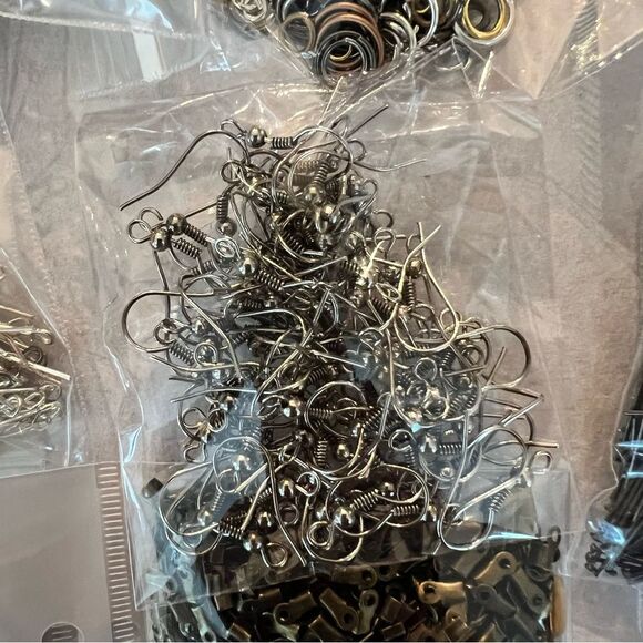 Assorted Jewelry Making Supplies 10 Bundles - Picture 5 of 8